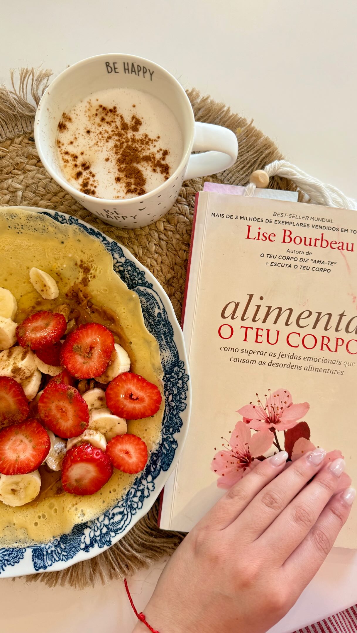 Mais um dia real na minha vida 😍

A verdade é que evito trabalhar ao fim de semana e principalmente ao Domingo, mas há fases em que é necessário. E, quando se ama o que se faz, pelo menos comigo é assim, não é propriamente sentido como trabalhar, mas, sim, evoluir constantemente lado a lado com as mulheres da minha comunidade ❤️‍🔥

E noutras fases simplesmente desligar e estar em modo detox de tudo que envolve o negócio e as redes sociais.

Normalmente, a minha família/amigos sentem que ando a mil e com uma agenda, por vezes, de loucos, mas sabem que eu vou fazer de tudo para ter o melhor de dois mundos.

Este é um desses dias em que tive um encontro mensal da comunidade do 2026 iluminado e ainda um casamento 🫣

#vloglife #umdiacomigo #vidareal #vidaconsciente